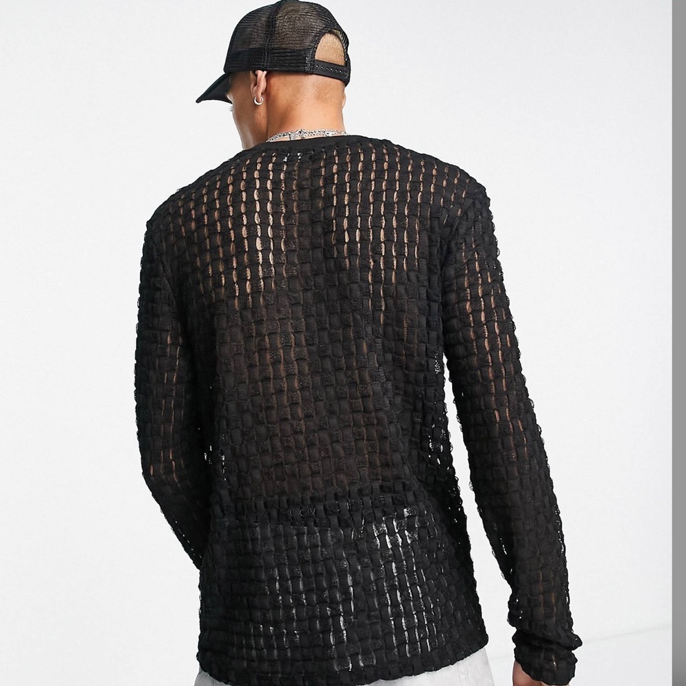 Men’s XXL Muscle Fit Sheer Pullover - Picture 3 of 4